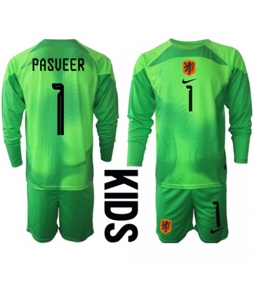 Maillot de foot Pays-Bas Remko Pasveer #1 Gardien de but Domicile enfant Monde 2022 Manche Longue (+ pantalon court)